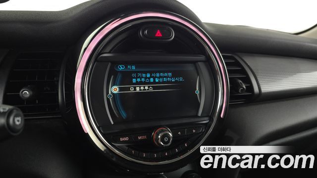 MINI Cooper Standard Third Generation 2018 — фото 15