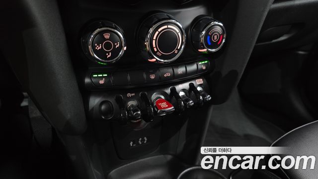 MINI Cooper Standard Third Generation 2018 — фото 17