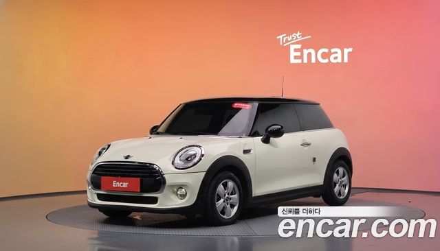 MINI Cooper Standard Third Generation 2018 — фото 1