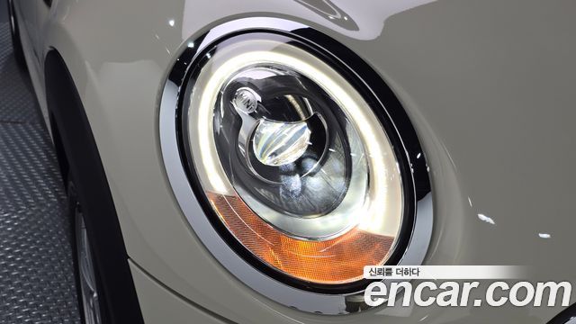 MINI Cooper Standard Third Generation 2018 — фото 22