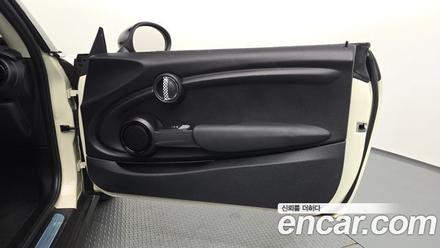 MINI Cooper Standard Third Generation 2018 — фото 24