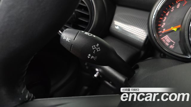MINI Cooper Standard Third Generation 2018 — фото 28