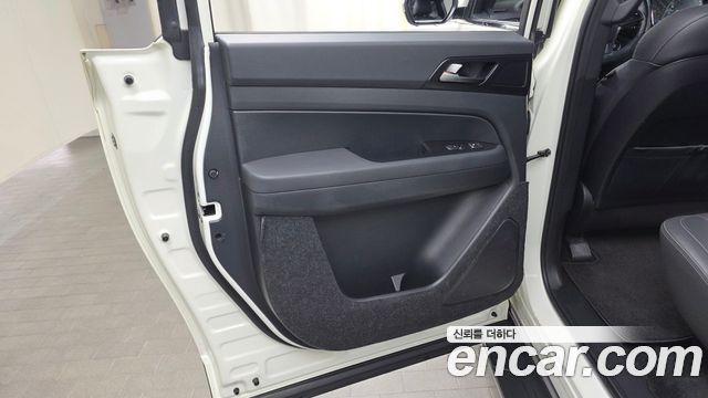 KG Mobility (SsangYong) Rexton Sports Diesel 2.2 2WD Prestige Special 2020 — фото 25