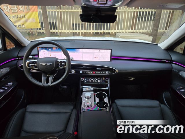 Genesis GV70 2.5T Gasoline AWD 2025 — фото 9