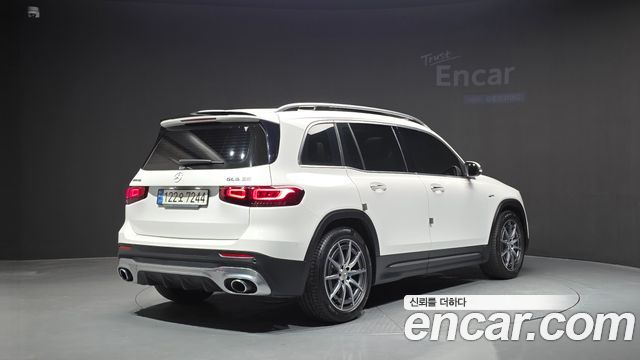 Mercedes-Benz GLB-Class (X247) AMG GLB35 4MATIC 2021 — фото 2