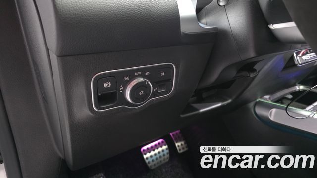 Mercedes-Benz GLB-Class (X247) AMG GLB35 4MATIC 2021 — фото 20
