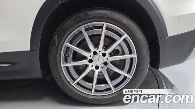 Mercedes-Benz GLB-Class (X247) AMG GLB35 4MATIC 2021 — фото 21