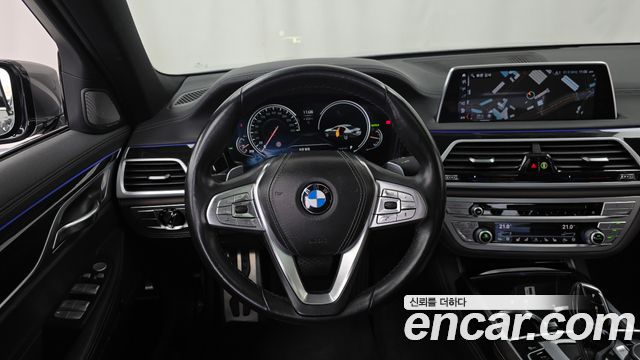 BMW 7 Series (G11) 740Li xDrive M Sport Package 2017 — фото 17