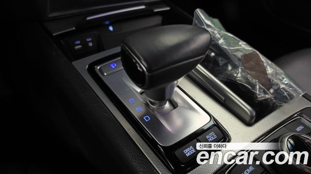 Genesis G80 3.3 GDI Premium Luxury 2018 — фото 9