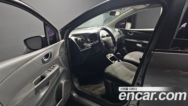 Renault Korea QM3 LE 2016 — фото 10