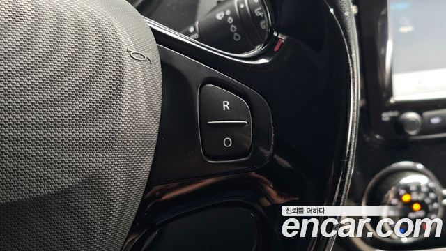 Renault Korea QM3 LE 2016 — фото 19
