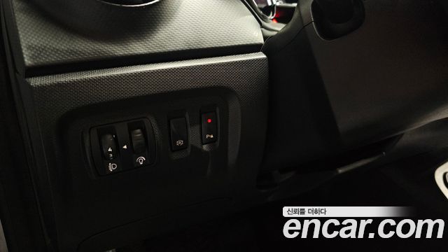 Renault Korea QM3 LE 2016 — фото 20