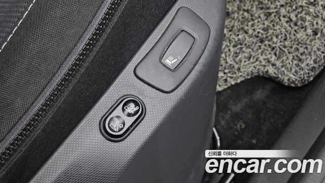 Renault Korea QM3 LE 2016 — фото 36