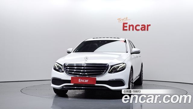 Mercedes-Benz E-Class (W213) E300 4MATIC Exclusive 2018 — фото 3