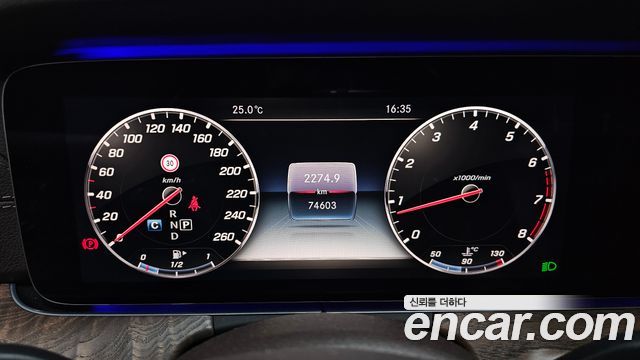 Mercedes-Benz E-Class (W213) E300 4MATIC Exclusive 2018 — фото 8