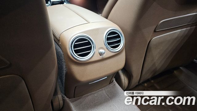 Mercedes-Benz E-Class (W213) E300 4MATIC Exclusive 2018 — фото 35