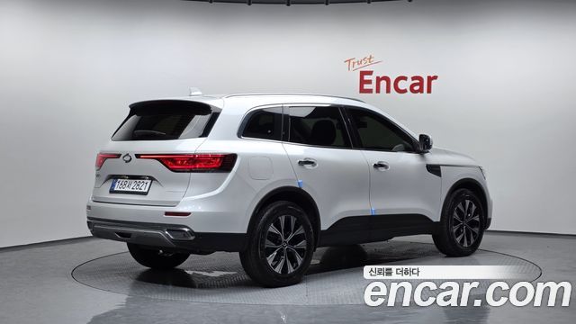 Renault Korea QM6 2.0 LPe LE Signature 2WD 2023 — фото 2