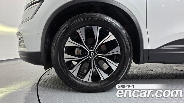 Renault Korea QM6 2.0 LPe LE Signature 2WD 2023 — фото 5