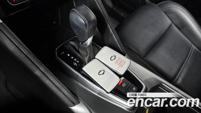 Renault Korea QM6 2.0 LPe LE Signature 2WD 2023 — фото 9