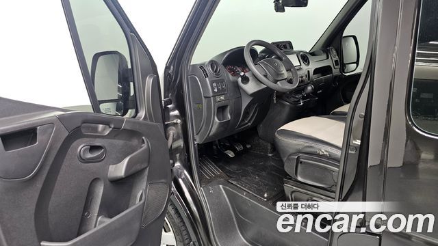 Renault Korea Master 2.3 13-Seater 2019 — фото 10