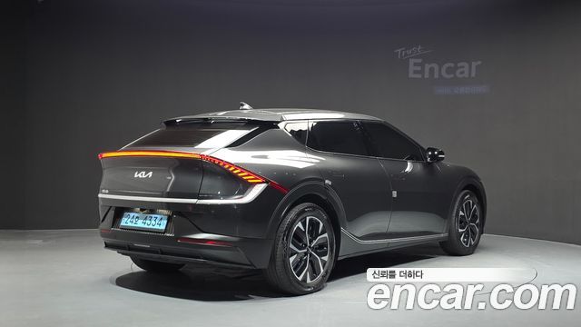 Kia EV6 Long Range 4WD Air 2023 — фото 2