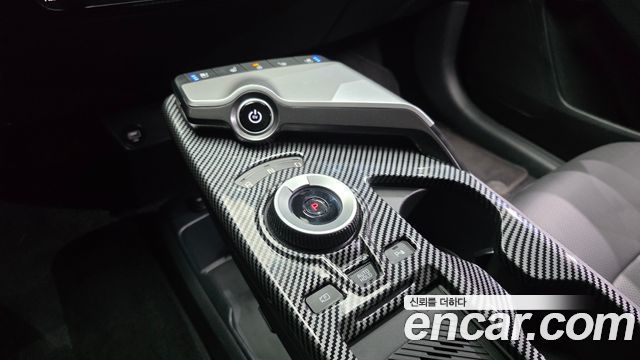 Kia EV6 Long Range 4WD Air 2023 — фото 9