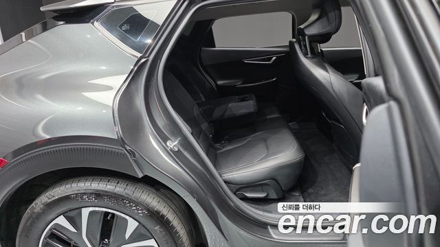 Kia EV6 Long Range 4WD Air 2023 — фото 12