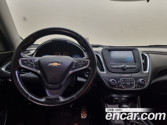 Chevrolet Malibu 1.5 Turbo LT Deluxe 2017 — фото 9