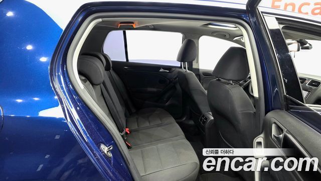 Volkswagen Golf (VI) 2.0 TDI StyleEdition 2013 — фото 11