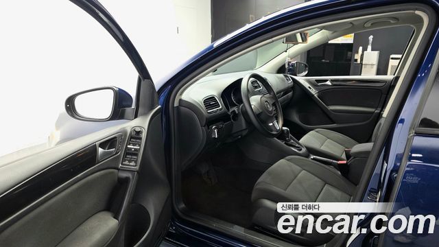 Volkswagen Golf (VI) 2.0 TDI StyleEdition 2013 — фото 12