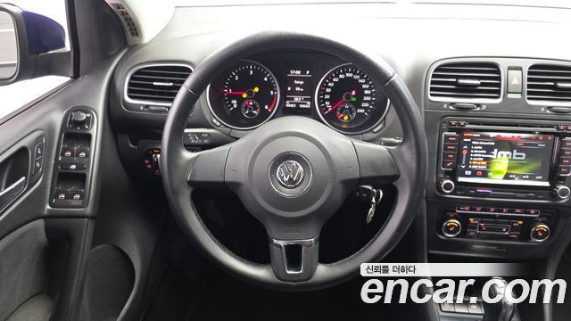 Volkswagen Golf (VI) 2.0 TDI StyleEdition 2013 — фото 13