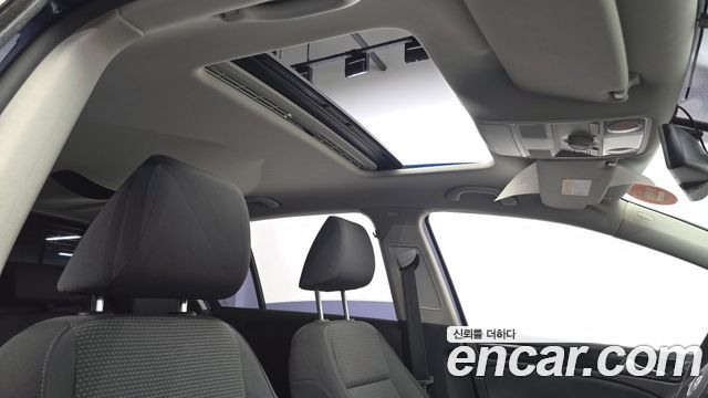 Volkswagen Golf (VI) 2.0 TDI StyleEdition 2013 — фото 20