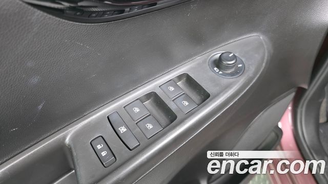 Chevrolet Spark Premier 2019 — фото 12