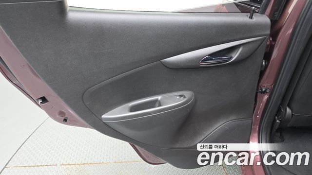 Chevrolet Spark Premier 2019 — фото 25