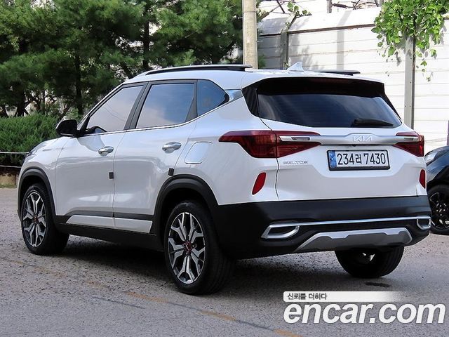 Kia Seltos Gasoline 1.6 Turbo 2WD Signature 2023 — фото 3