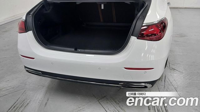 Mercedes-Benz E-Class (W214) E200 Avantgarde 2026 — фото 15