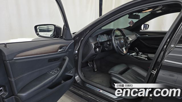 BMW 5 Series (G30) 520d M Sport Package Plus 2017 — фото 10