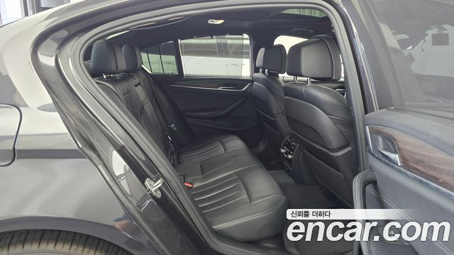BMW 5 Series (G30) 520d M Sport Package Plus 2017 — фото 12