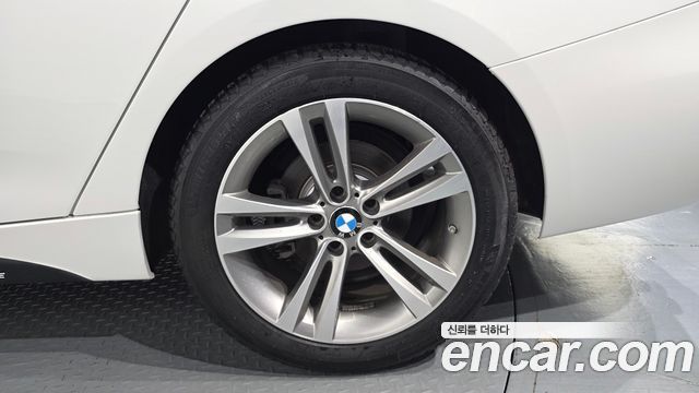 BMW 3 Series GT (F34) GT 320d Luxury 2018 — фото 21