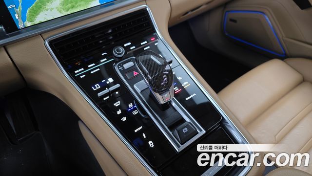 Porsche Panamera (971) 3.0 AWD 2018 — фото 9