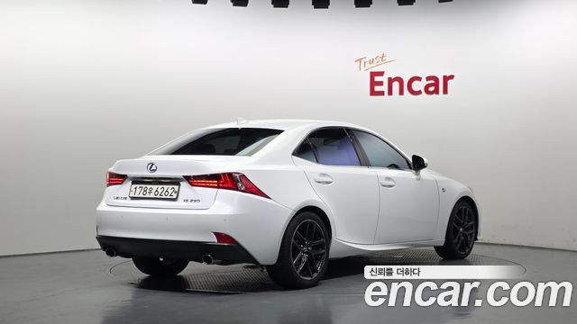 Lexus IS250 F-Sport XE30 2014 — фото 2