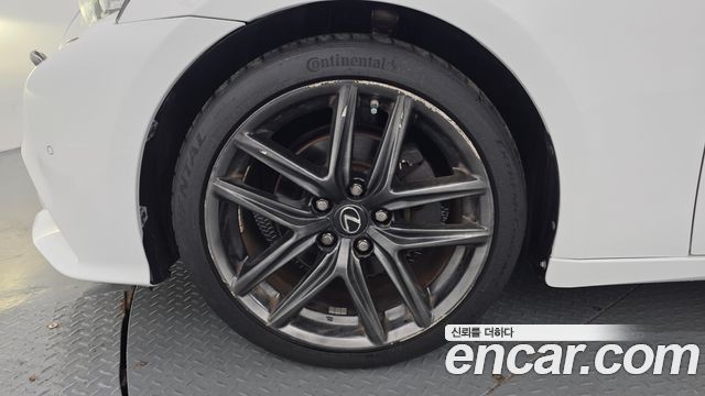 Lexus IS250 F-Sport XE30 2014 — фото 5