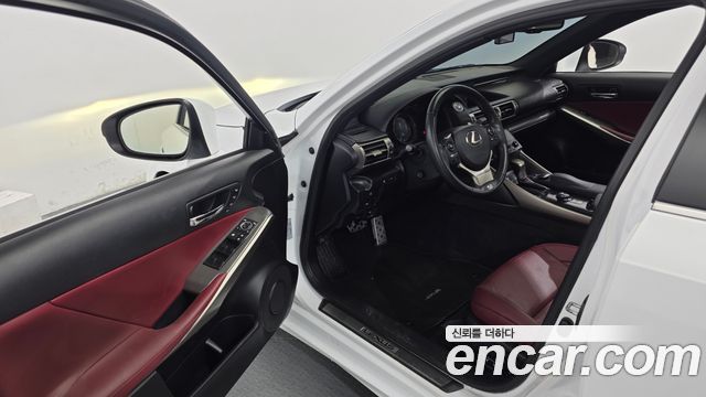 Lexus IS250 F-Sport XE30 2014 — фото 10