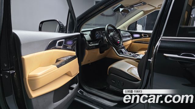 Kia Carnival (IV) Diesel 9-Seater Signature 2023 — фото 10