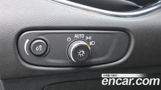 Chevrolet Malibu 1.3 Turbo Premier Prime Sefety 2020 — фото 13