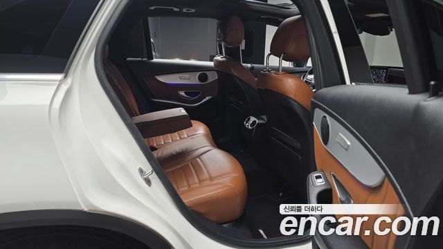 Mercedes-Benz GLC-Class (X253) GLC300e 4MATIC 2022 — фото 12