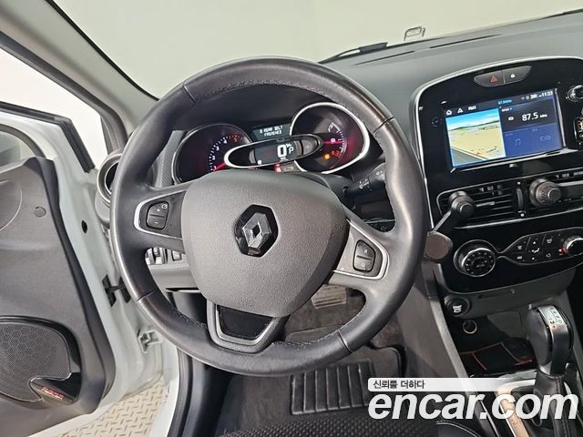Renault Korea Clio Iconic 2019 — фото 9