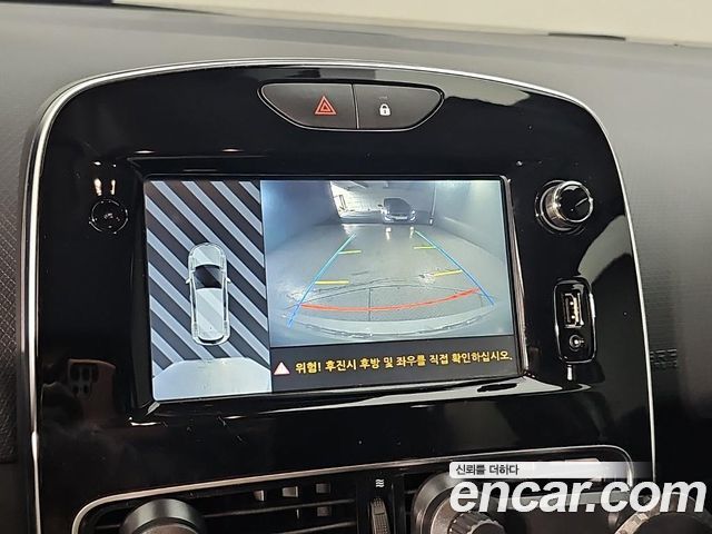 Renault Korea Clio Iconic 2019 — фото 19