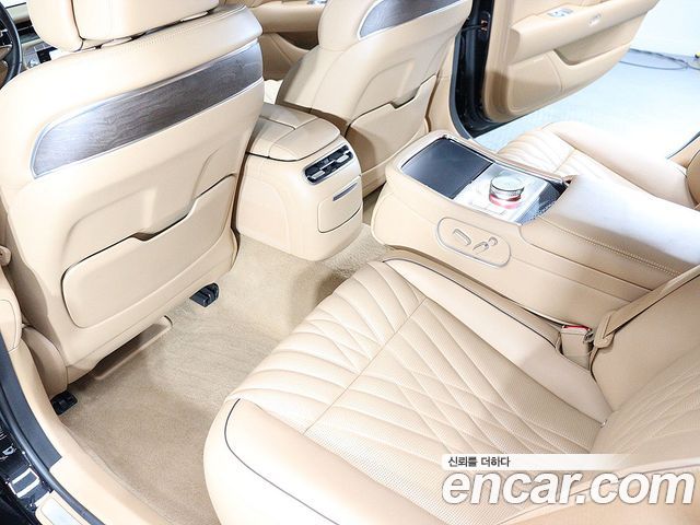 Genesis G90 (RS4) Gasoline 3.5 Turbo AWD 2022 — фото 16