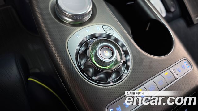Genesis GV60 Performance AWD 2022 — фото 9